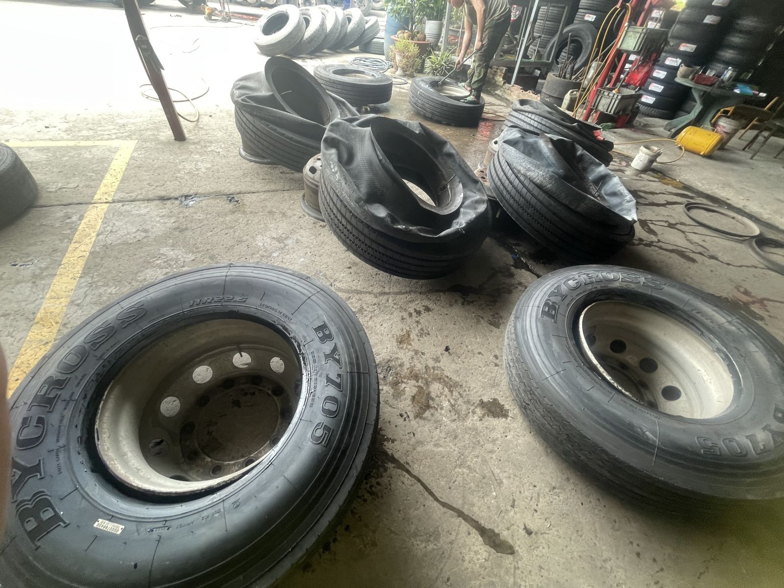 GIÁ BÁN LỐP XE DOUBLE COIN TẠI BÌNH DƯƠNG?  CUNG CẤP SỐ LƯỢNG LỚN LỐP XE UY TÍN BẬC NHẤT BÌNH DƯƠNG